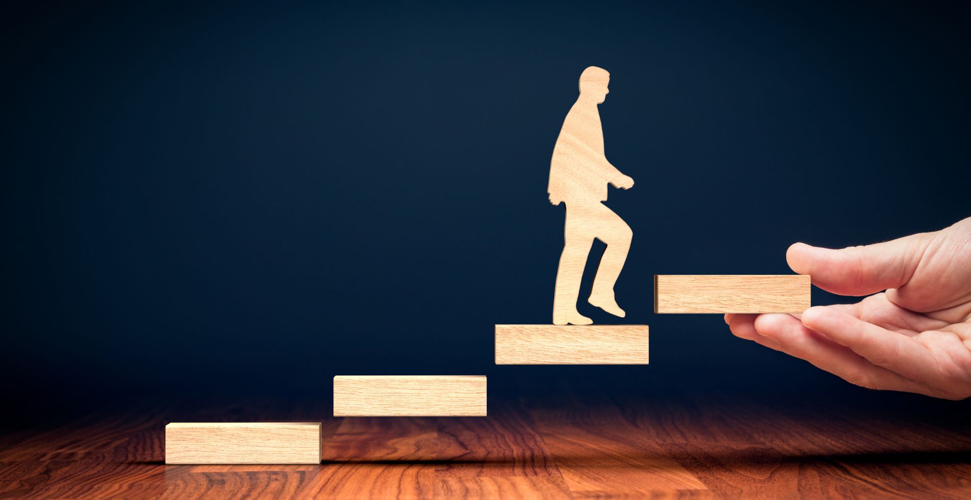 benefits of becoming an RA